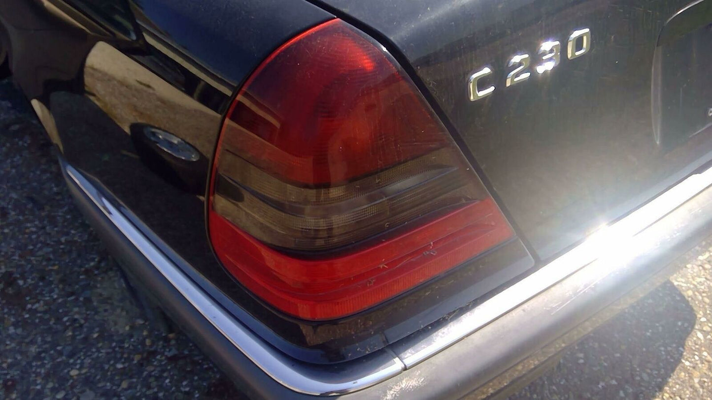 Tail Light Assembly MERCEDES C-CLASS Left 98 99 00