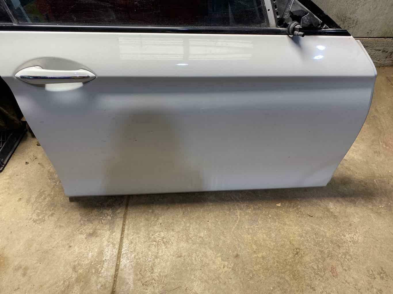 Front Door BMW 550I Right 11 12 13 14 15 16