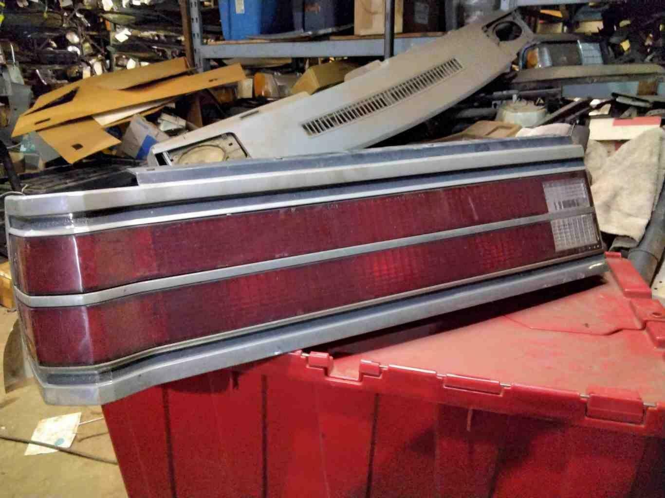 Tail Light Assembly BUICK FULL SIZE Left 80