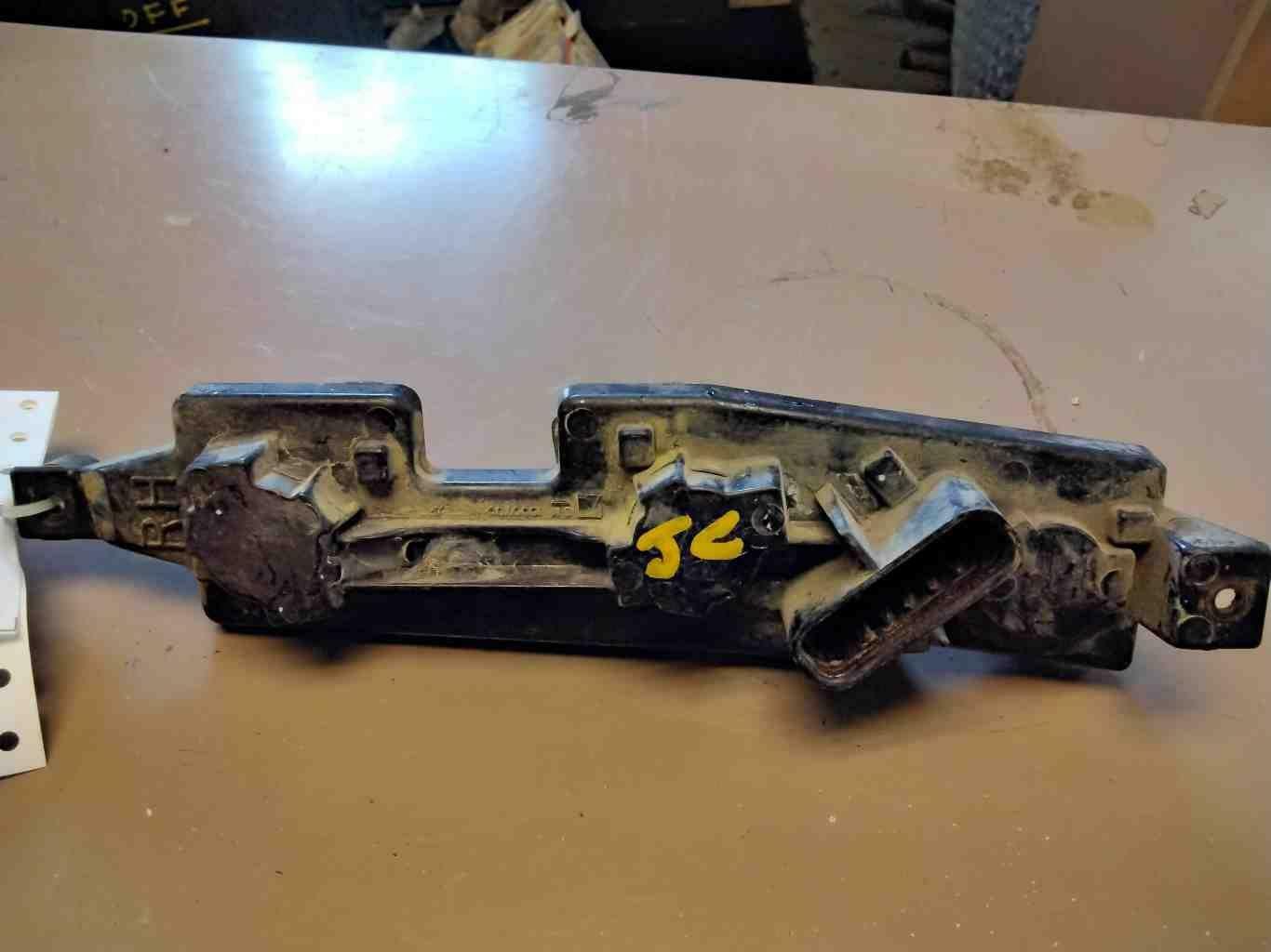 Tail Light Bulb Plate CHEVY PICKUP 1500 Right 88 - 99