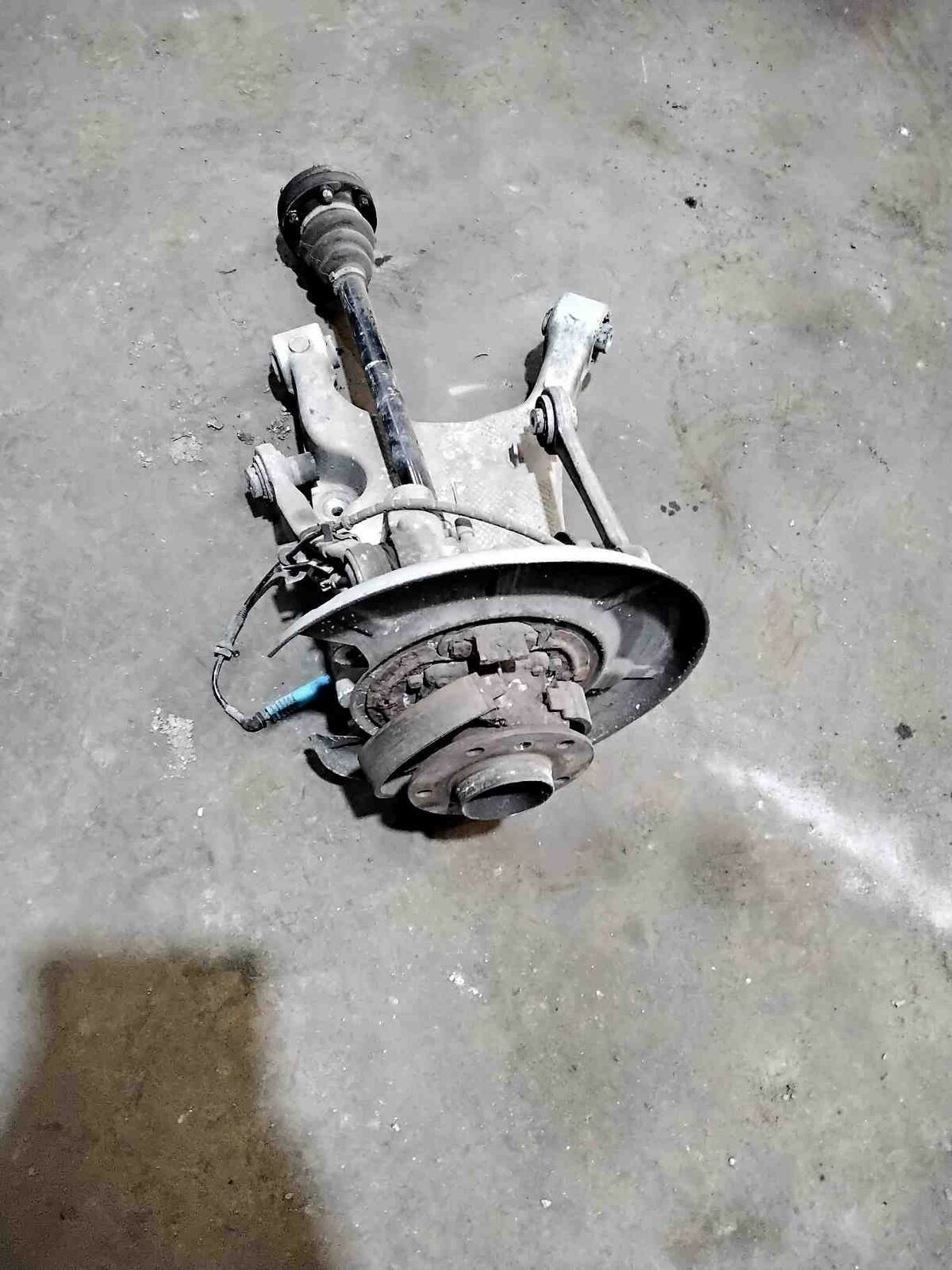 Rear Knuckle/stub Axle BMW 525 SERIES Right 04 05 06 07