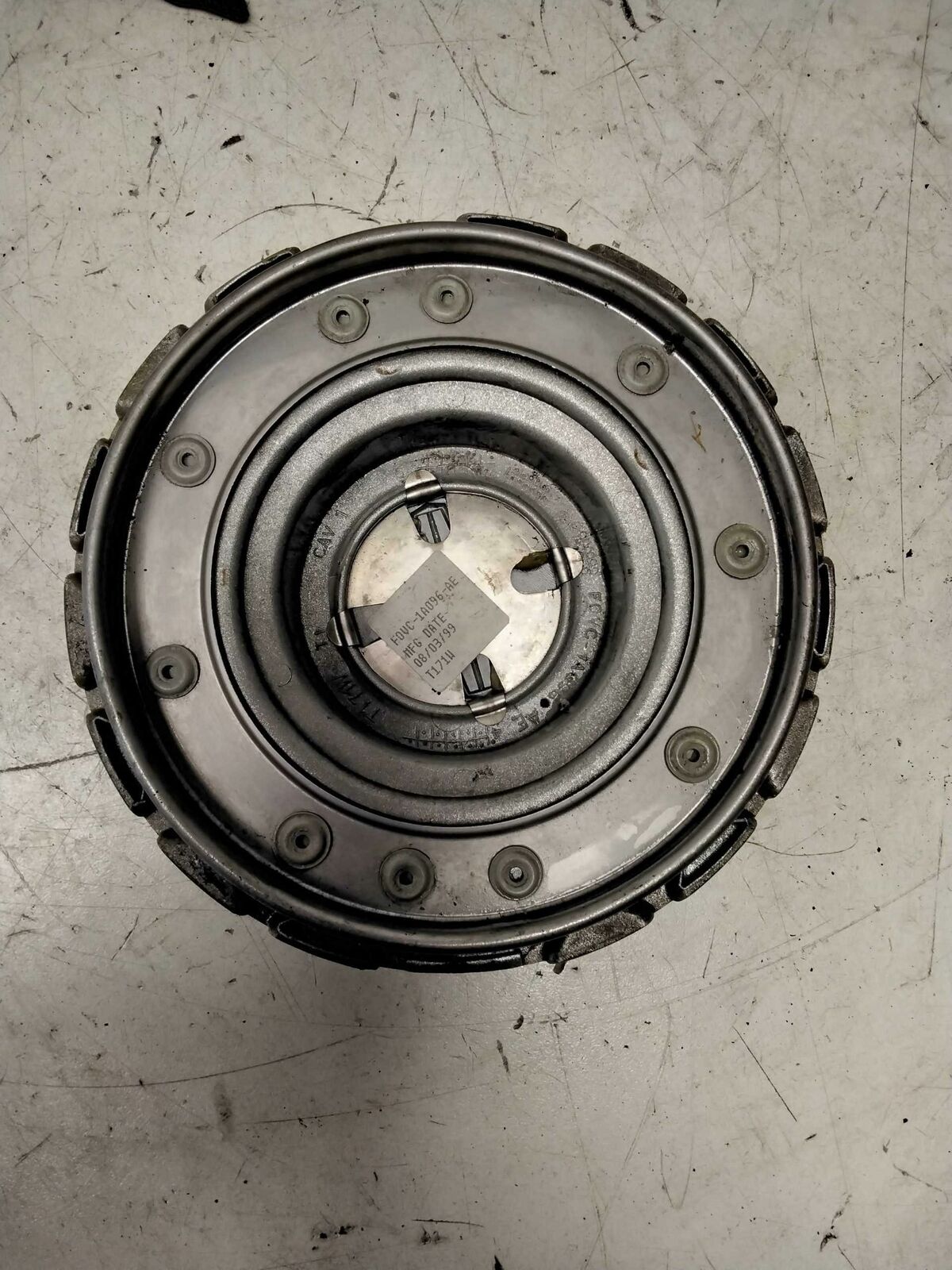 Center Cap LINCOLN & TOWN CAR 96