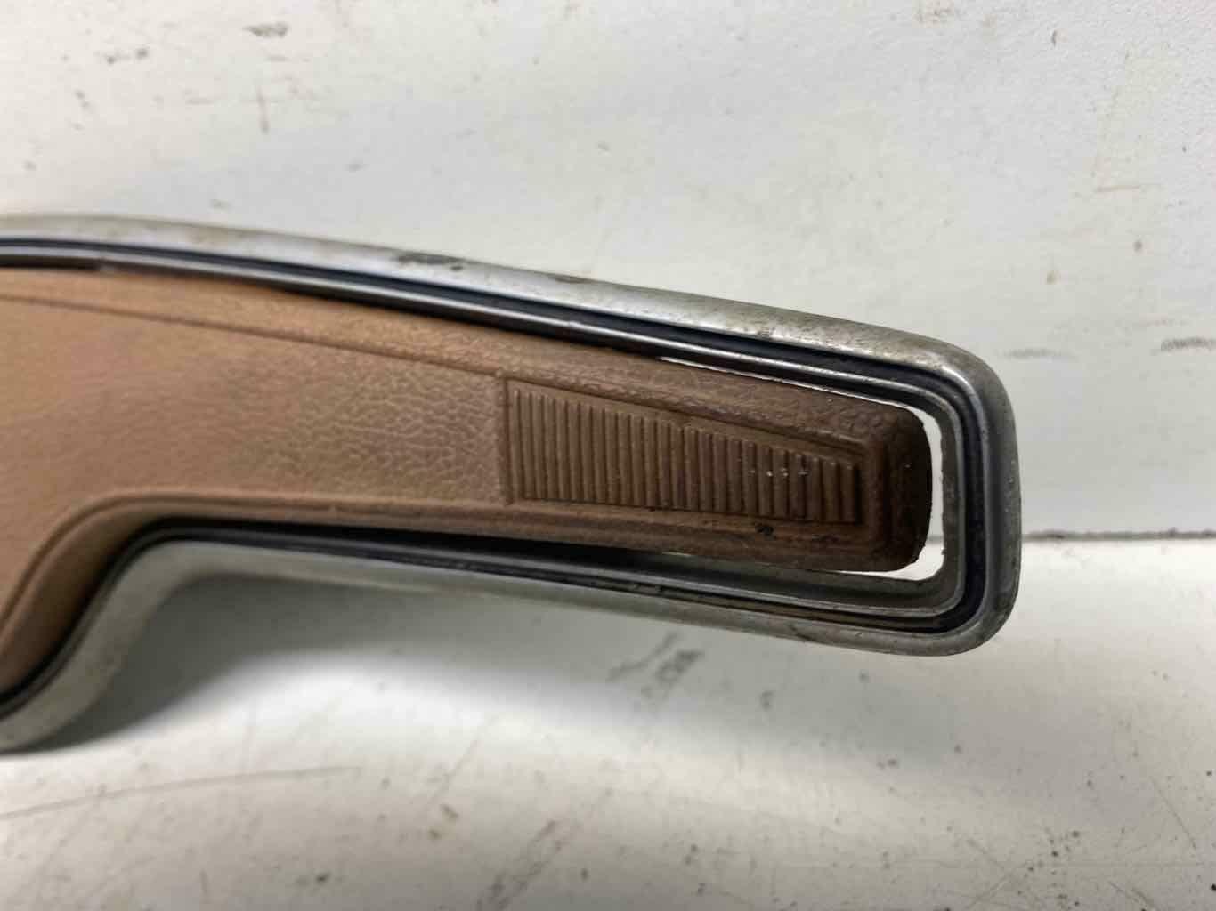 Steering Wheel Horn Pad JEEP WAGONEER 73