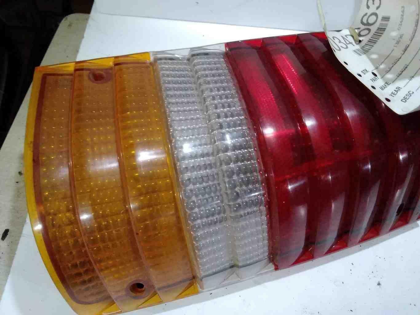 Tail Light Assembly FORD AEROSTAR Right 86 87 88 89 90 91 92 93 94 95
