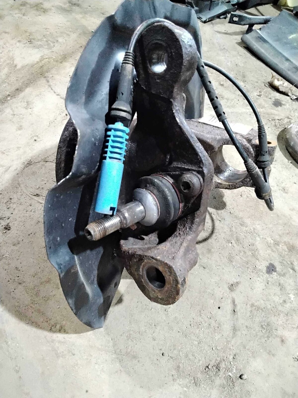 Spindle Knuckle Front BMW 530I Rl 07
