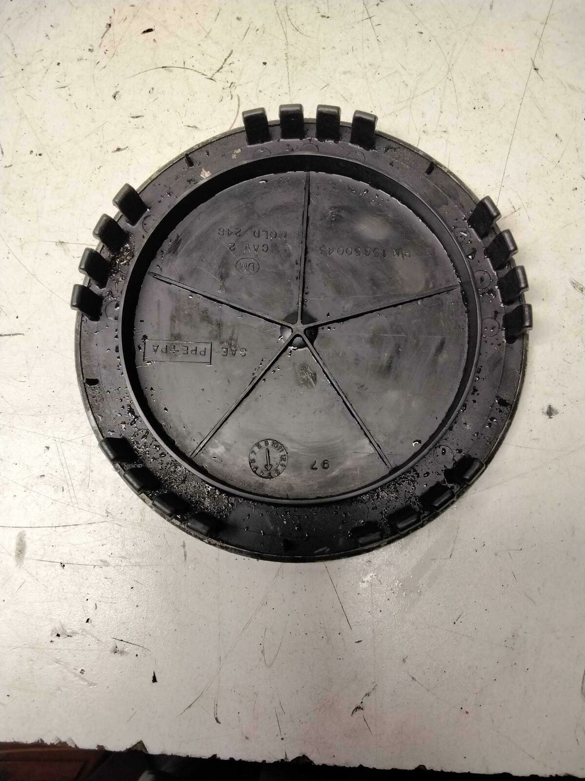 Wheel Cover GMC SAFARI 93