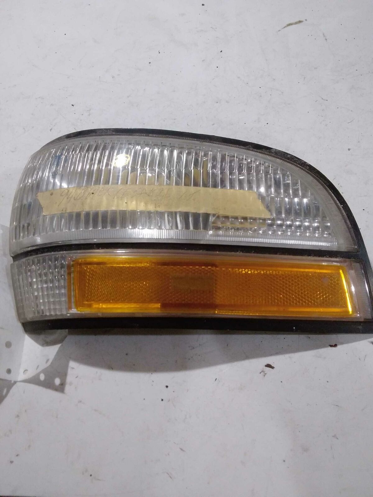 Front Lamp BUICK LESABRE Left 91 92 93 94 95 96