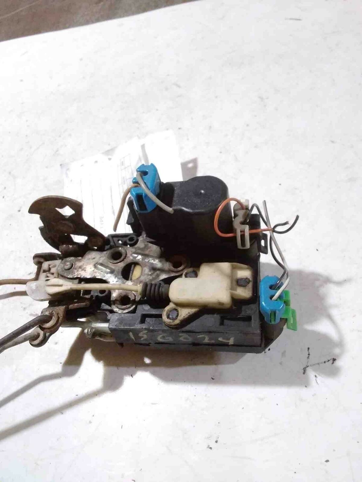 Front Door Latch BLAZER S10/JIMMY S15 Left 98