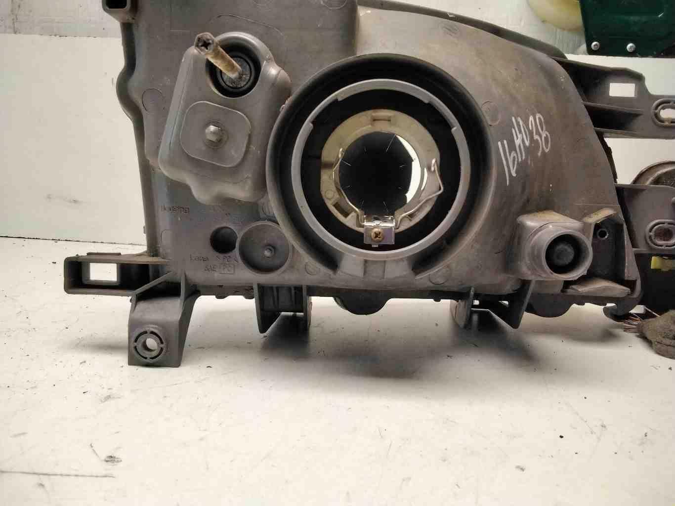 Headlamp Assembly SUBARU FORESTER Left 01 02