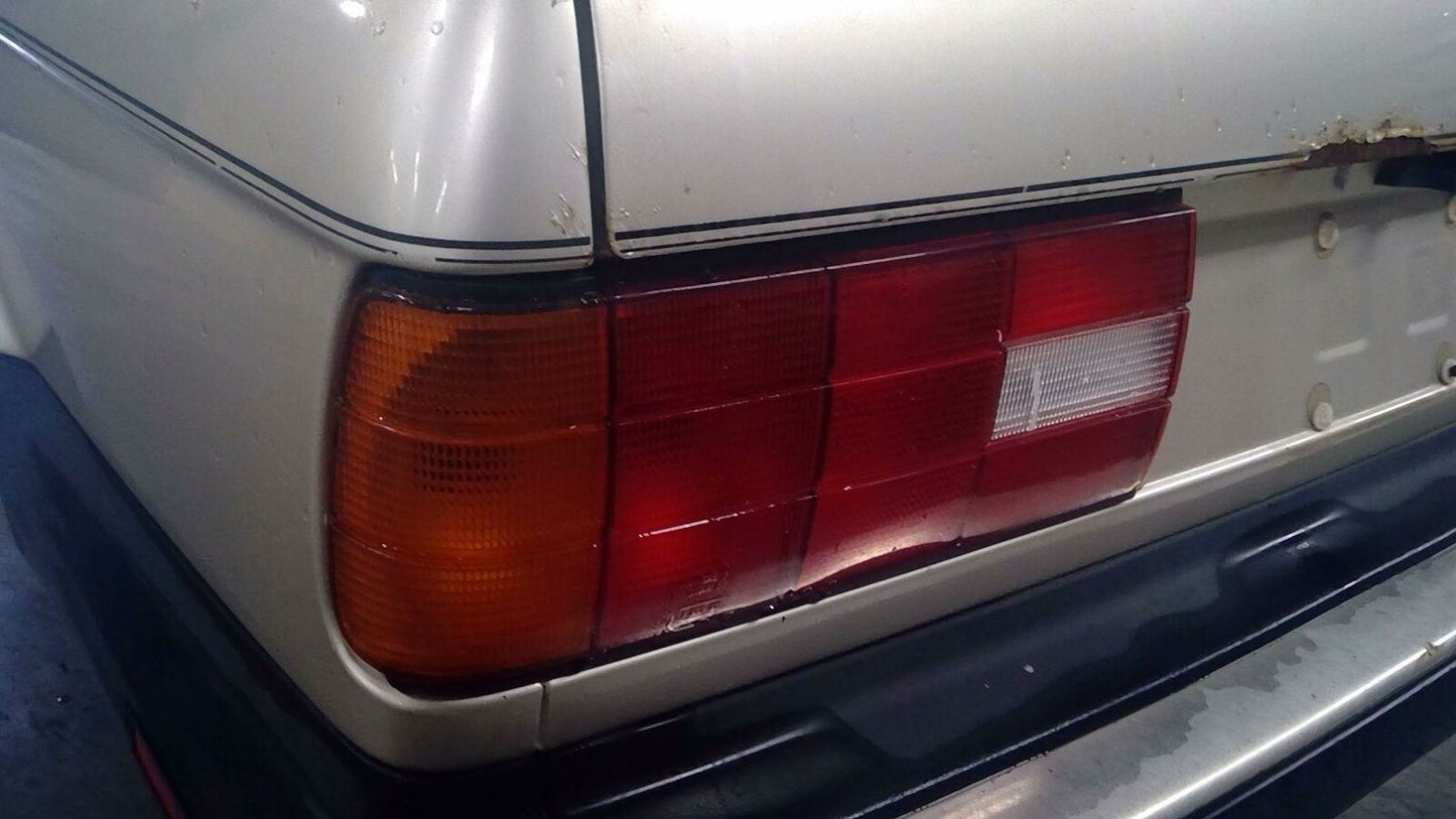 Tail Light Assembly BMW 325I Left 88 89 90 91 92 93