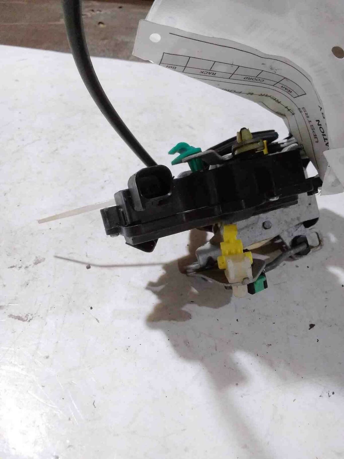 Rear Door Latch MERCURY MOUNTAINEER Left 05