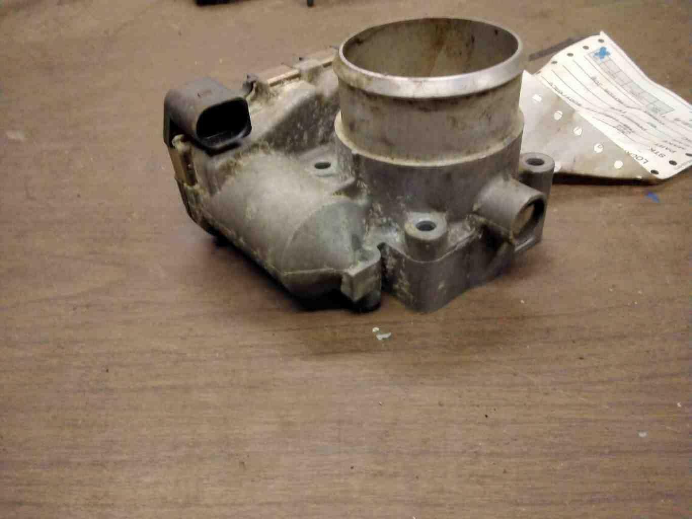 Throttle Body/valve Assy PASSAT 02