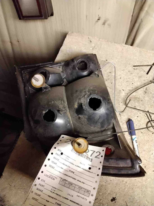 Tail Light Assembly CHEVY BERETTA Right 89 90 91 92 93 94 95 96