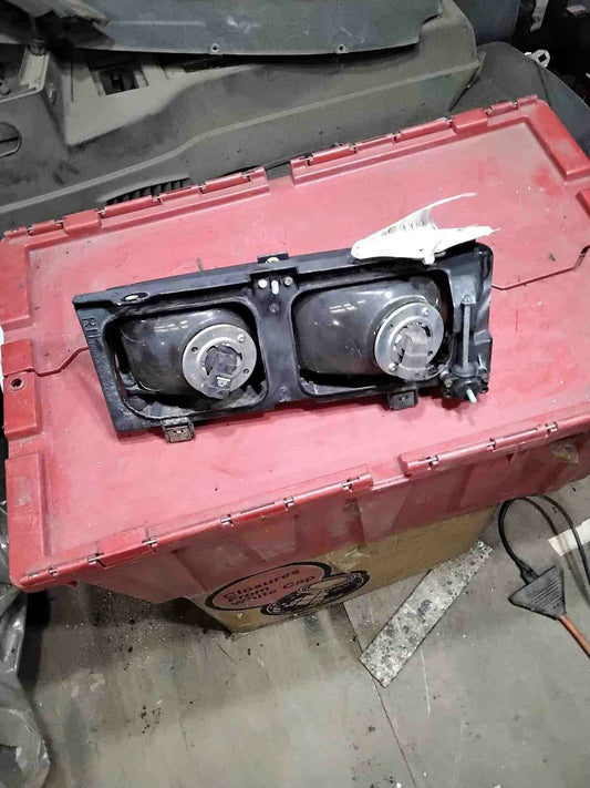 Headlamp Assembly OLDS CUTLASS Right 88 89 90 91