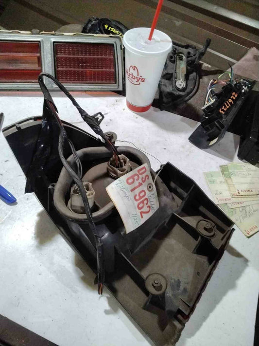 Tail Light Assembly FORD TEMPO Right 84 85