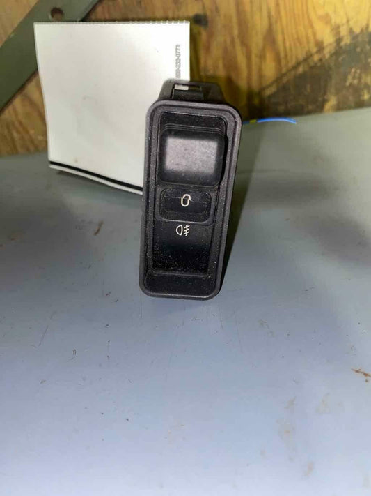 Fog Light Switch BMW 850 SERIES 93
