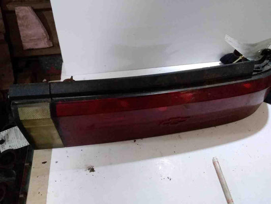 Tail Light Assembly CHEVY CORSICA Right 87 88 89 90 91 92 93