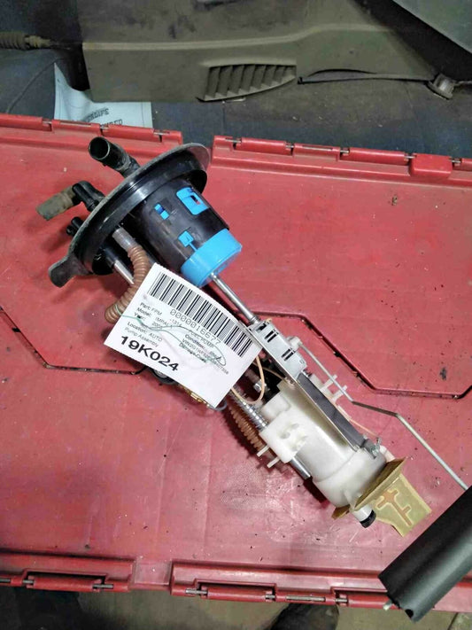 Fuel Pump CHEVY IMPALA 00 01 02 03