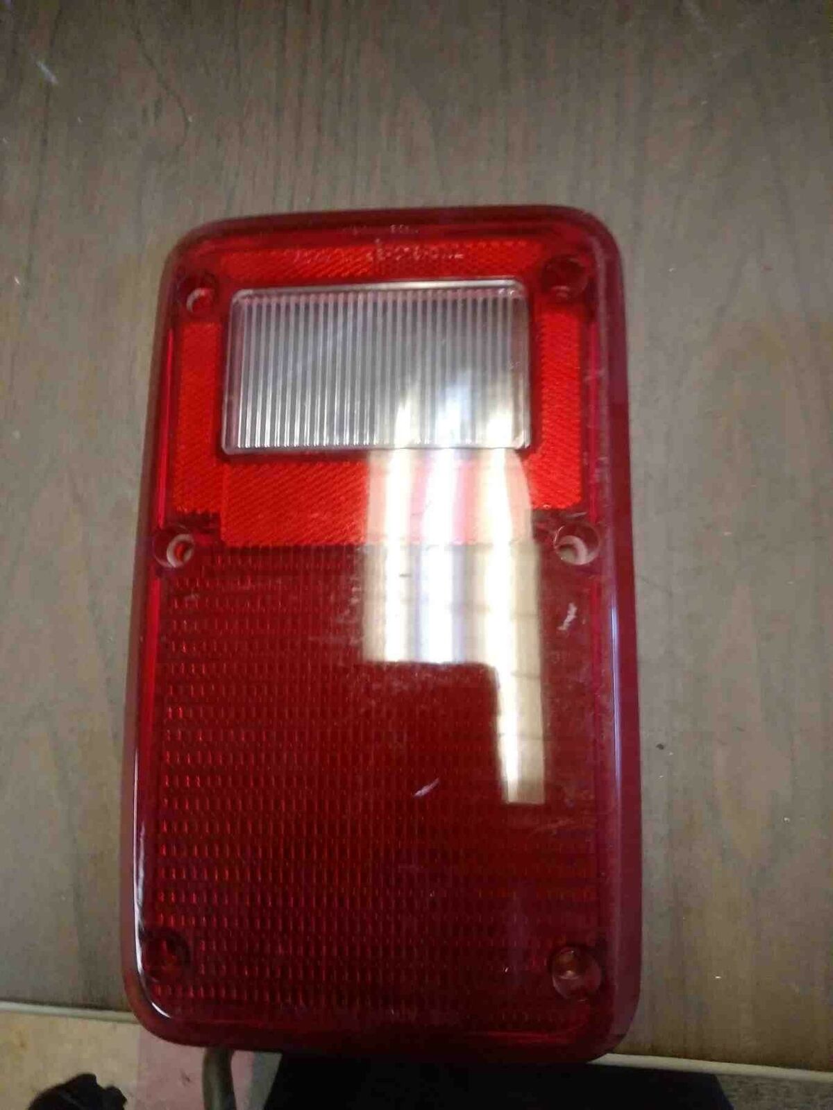 New Tail Light Assembly DODGE VAN (FULL SIZE) Right 91