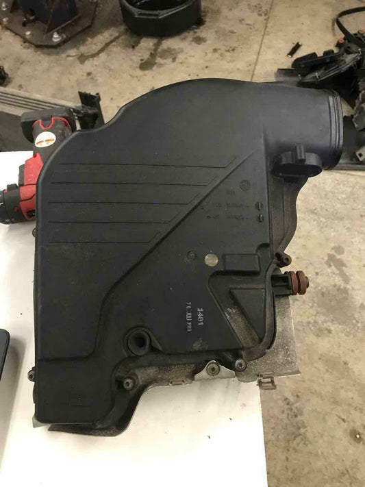 Air Filter BMW 750 SERIES 11