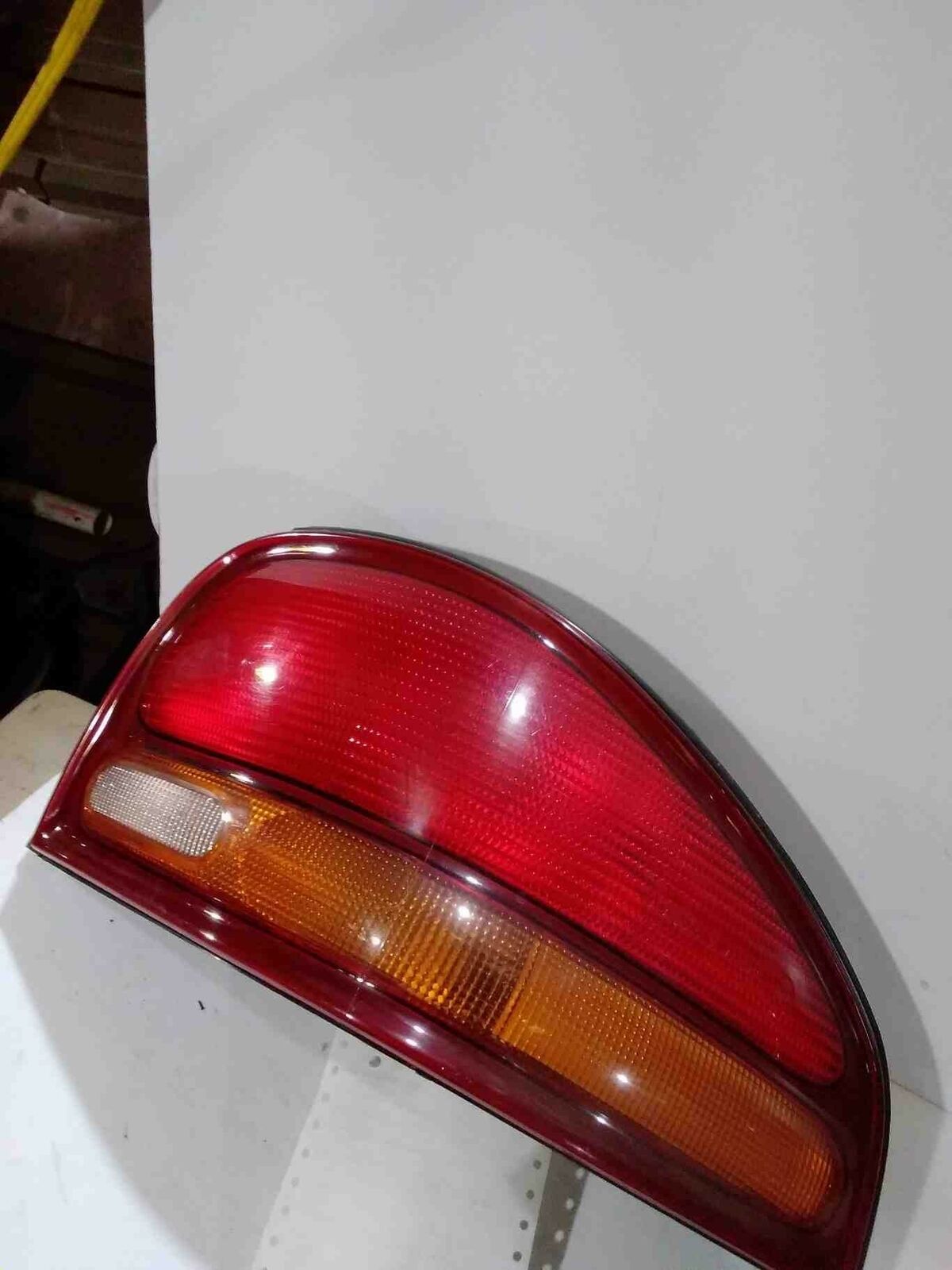 Tail Light Assembly DODGE STRATUS Right 95 96 97 98 99 00