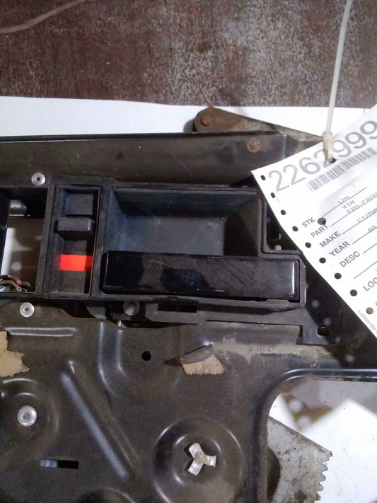 Front Door Regulator CHEVY PICKUP 2500 Right 88 - 02