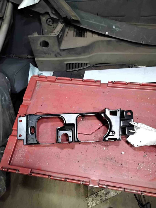 Headlight Bucket OLDS CIERA 88