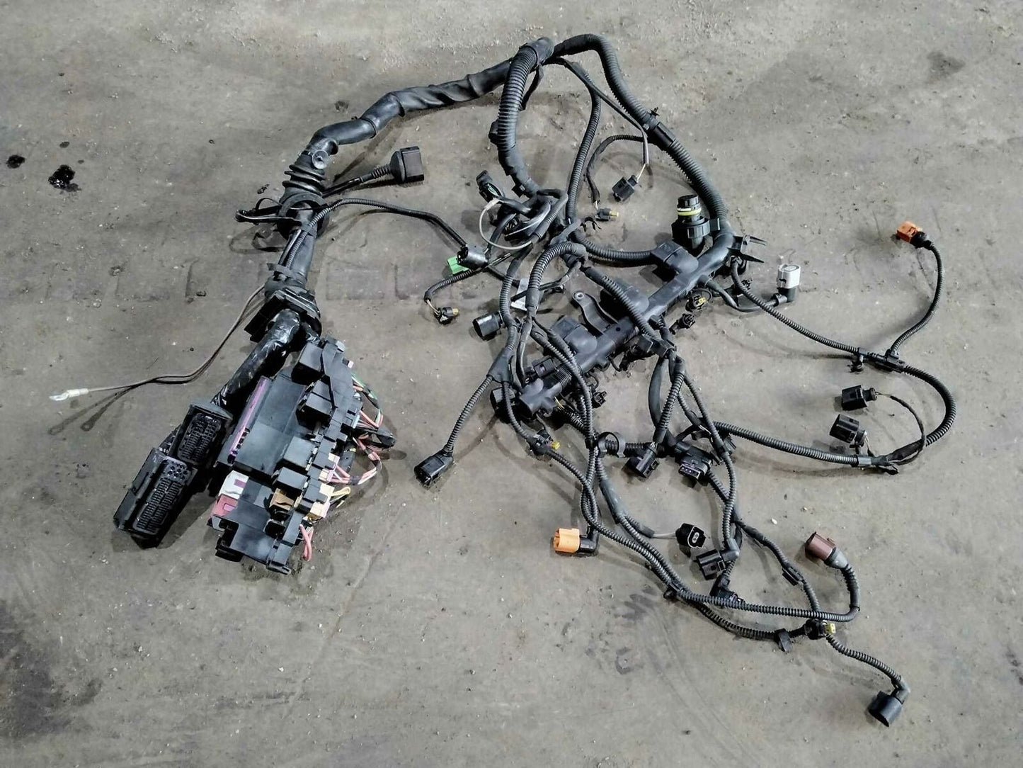 Wire Harness (engine) AUDI A5 11