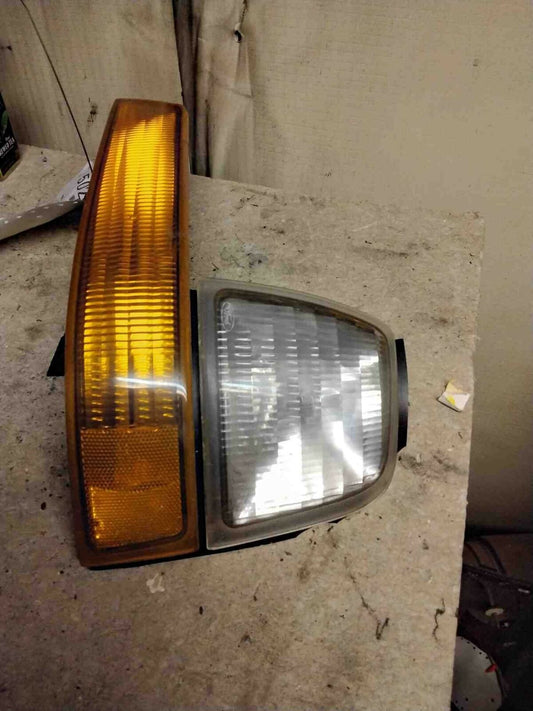 Front Lamp FORD RANGER Left 99 00