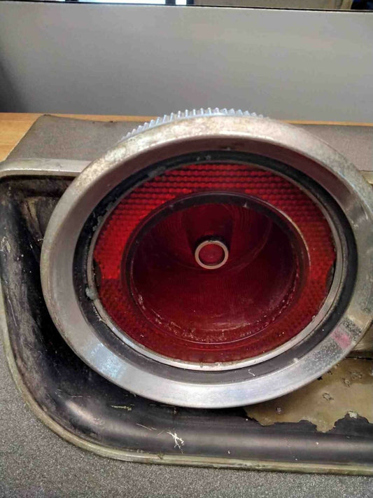 Tail Light Assembly DODGE CHARGER Right 68