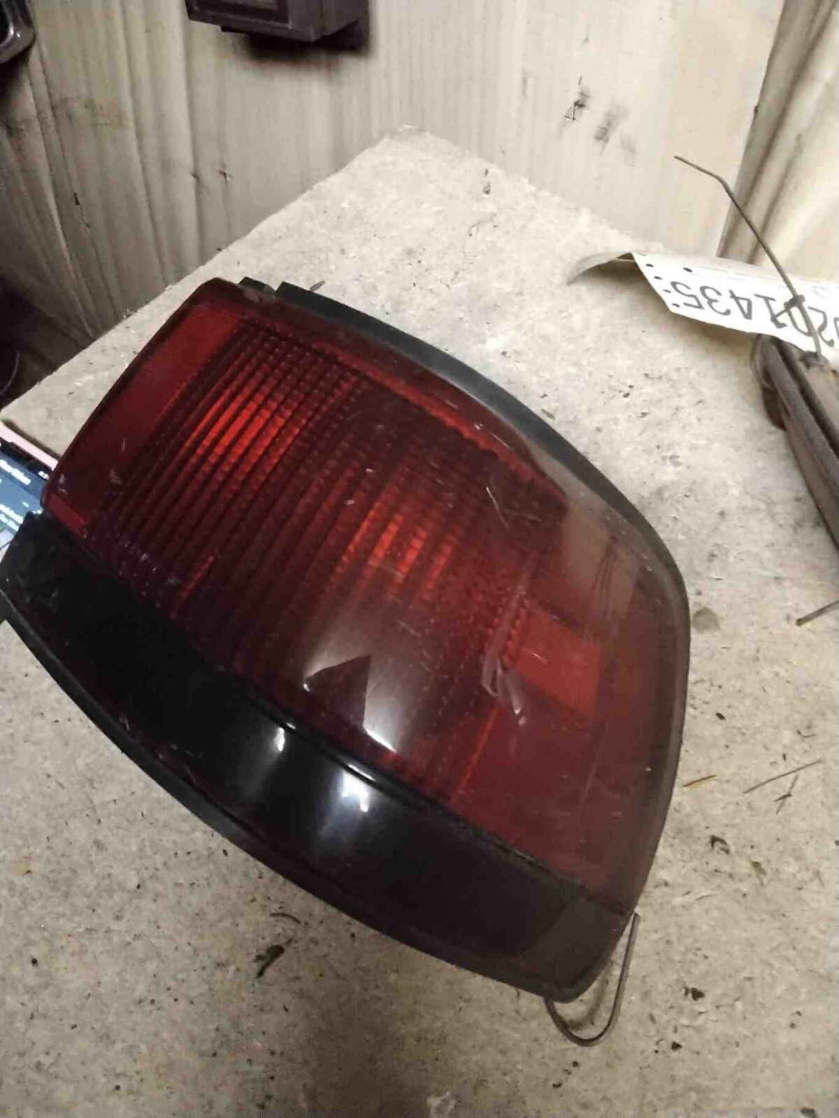 Tail Light Assembly MERCURY TRACER Right 94 95 96