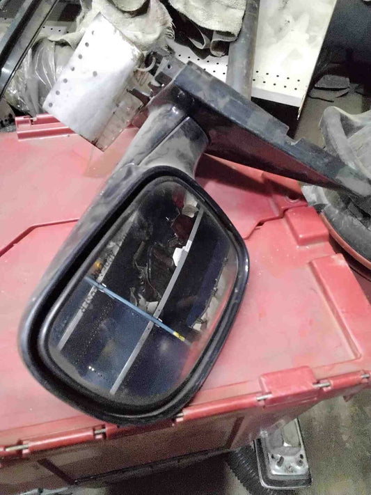 Door Mirror DODGE CARAVAN Right 92 93 94 95