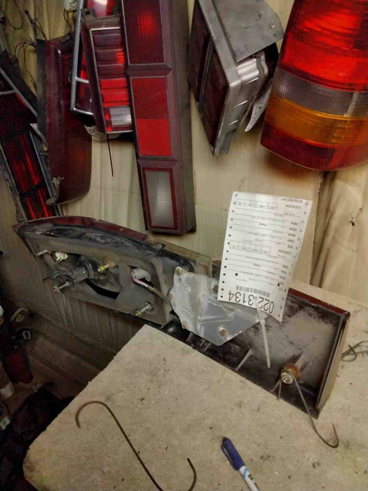 Tail Light Assembly PLYMOUTH SUNDANCE Left 87 88