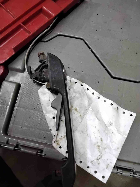 Outer door Handle VOLKSWAGEN JETTA Left 88