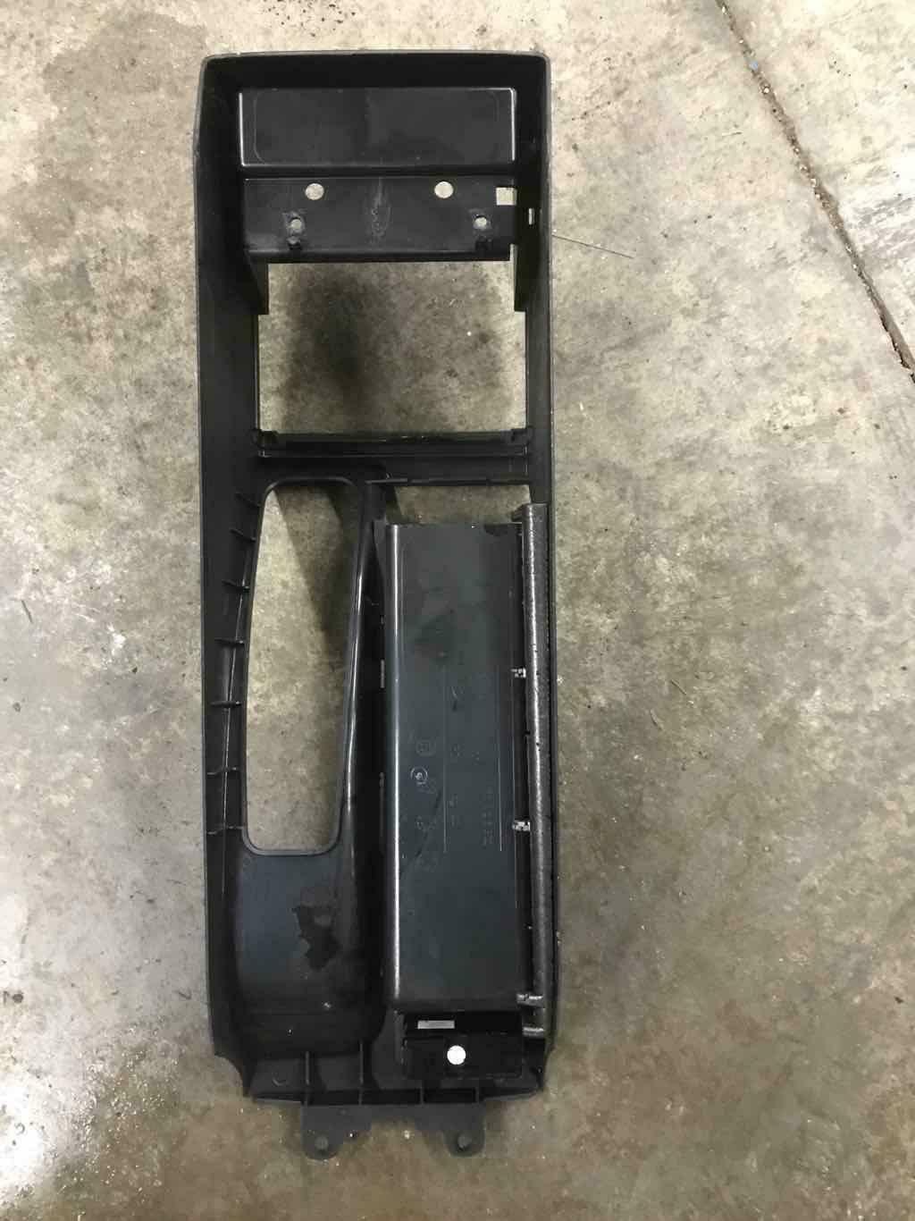 Front Console BMW M3 01 02 03 04 05