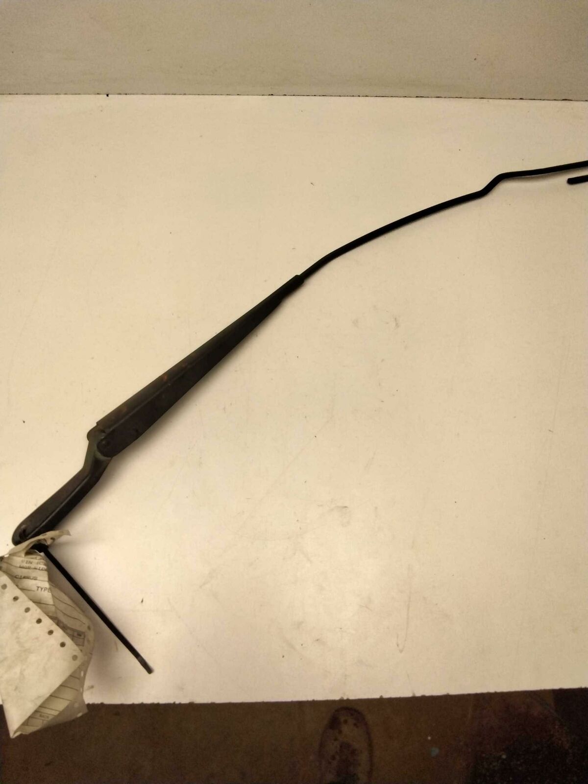 Wiper Arm CHRYSLER CIRRUS 95