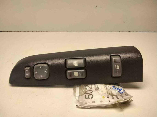 Door Switch Front BLAZER S10/JIMMY S15 99 00 01 02 03 04 05