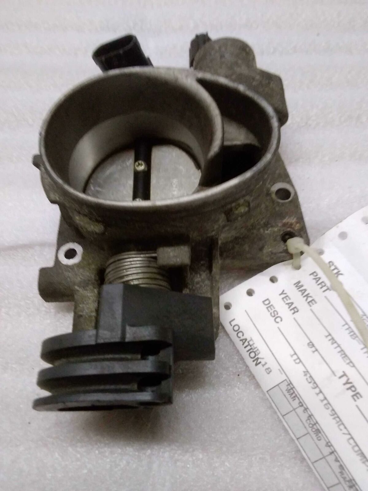 Throttle Body/valve Assy DODGE INTREPID 98 99 00 01