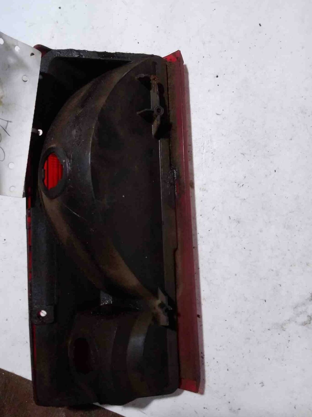 Tail Light Assembly FORD PICKUP (FULL SIZE) Right 80