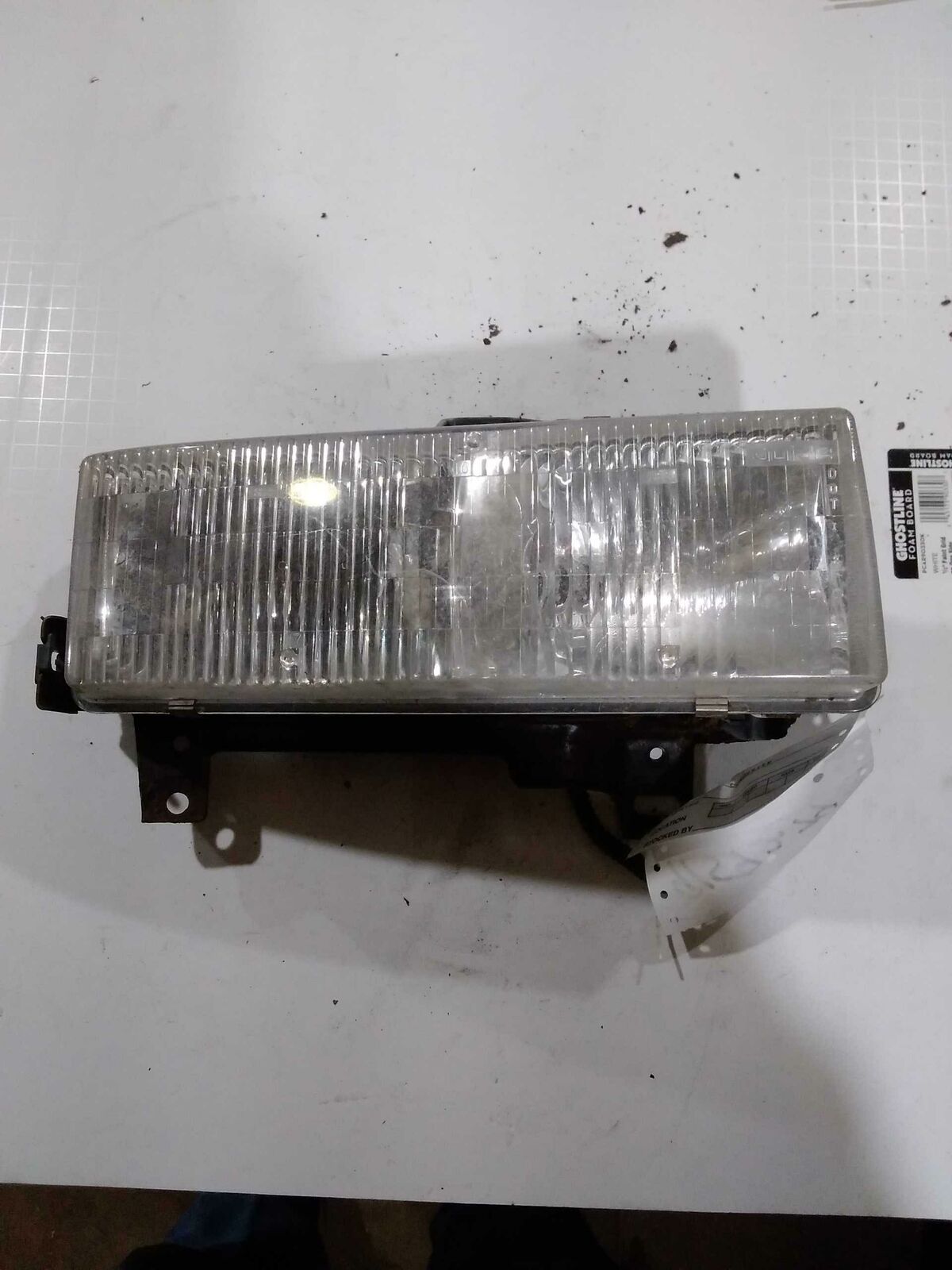 Headlamp Assembly CHEVY EXPRESS 1500 Right 96 97 98 99 00 01 02