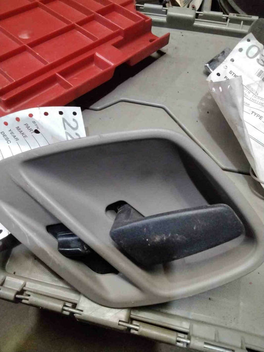 Inside Door Handle JEEP GRAND CHEROKEE 99