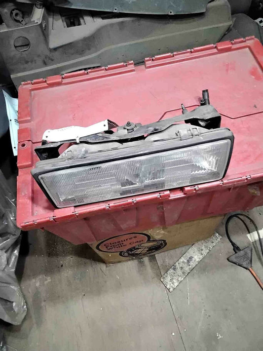 Headlamp Assembly CHEVROLET (FULL SIZE) Right 87