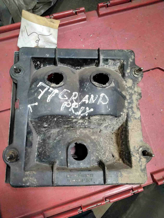 Tail Light Assembly PONTIAC GRAND PRIX Left 77