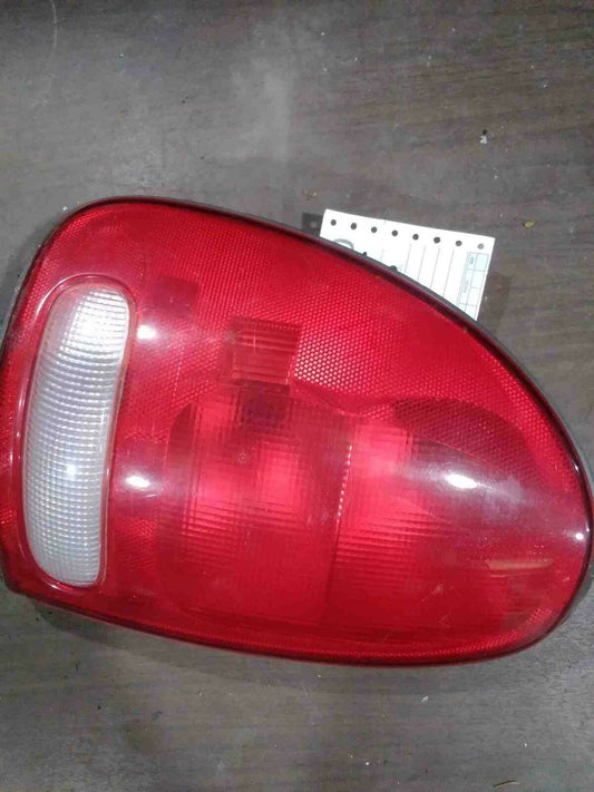 Tail Light Assembly VOYAGER Left 96 97 98 99 00