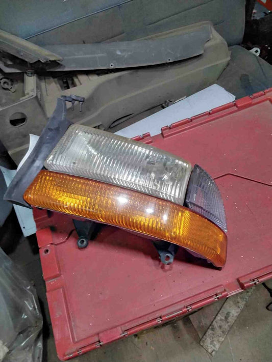 Headlamp Assembly DODGE DAKOTA Left 97 98 99 00 01 02 03 04