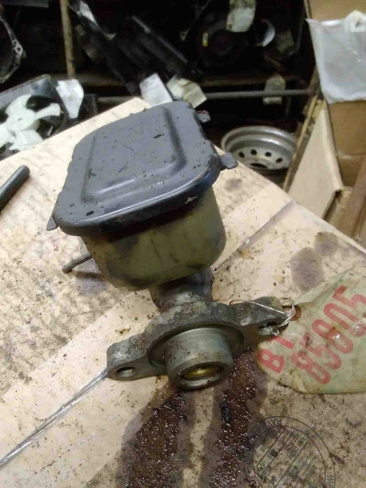 Master Cylinder BUICK RIVIERA 79 80 81
