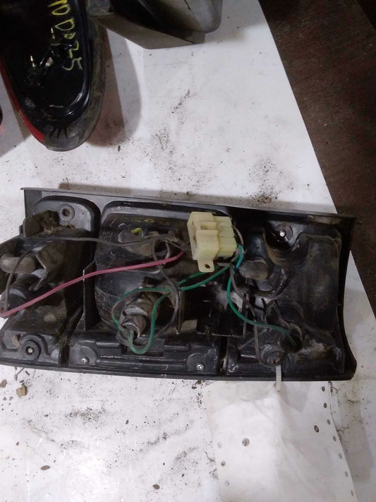 Tail Light Assembly HONDA PASSPORT Left 88 89 90 91 92 93 94 95 96 97