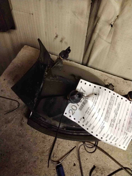 Tail Light Assembly CHEVY MONTE CARLO Right 95 96