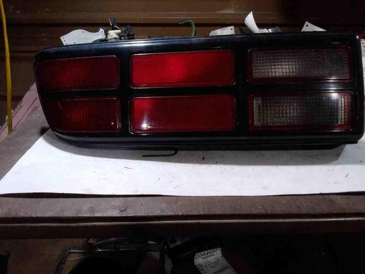 Tail Light Assembly CHEVY CAVALIER Right 88 89 90