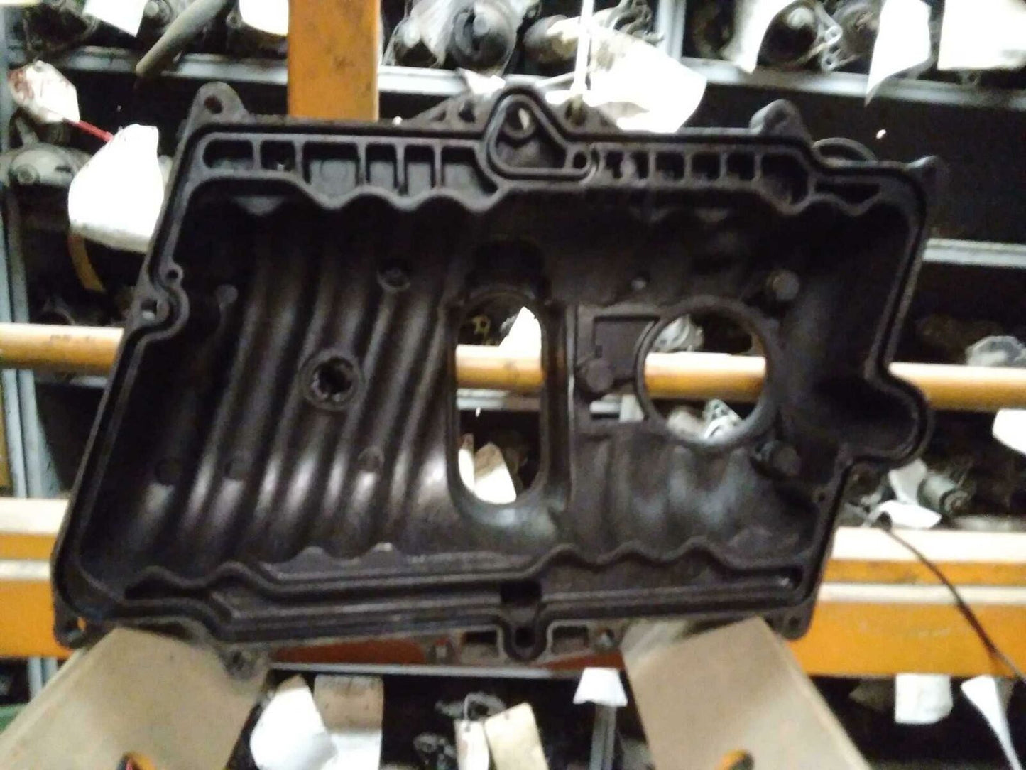 Intake Manifold CHEVY PICKUP 2500 96 97 98 99 00